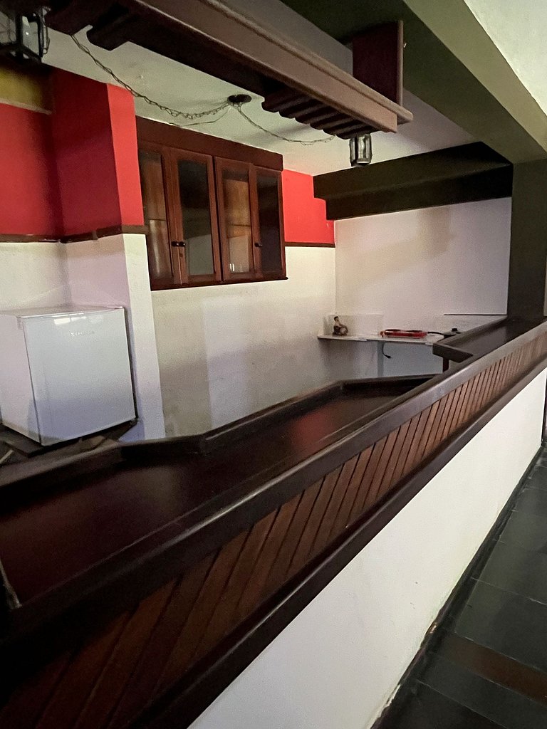 Estúdio: até 6 pessoas