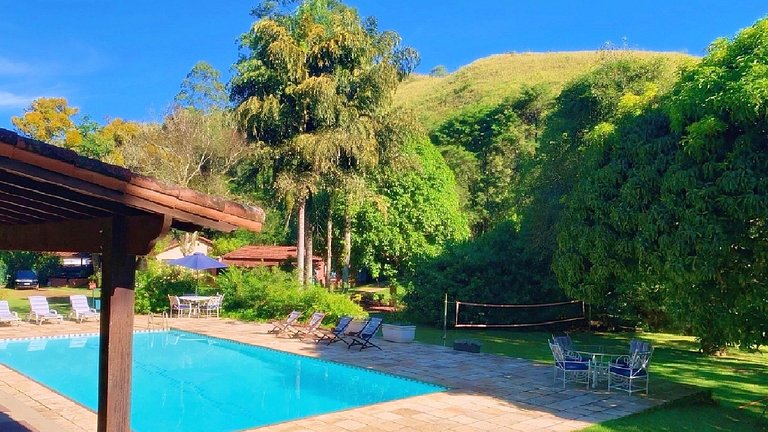 Estúdio: até 6 pessoas