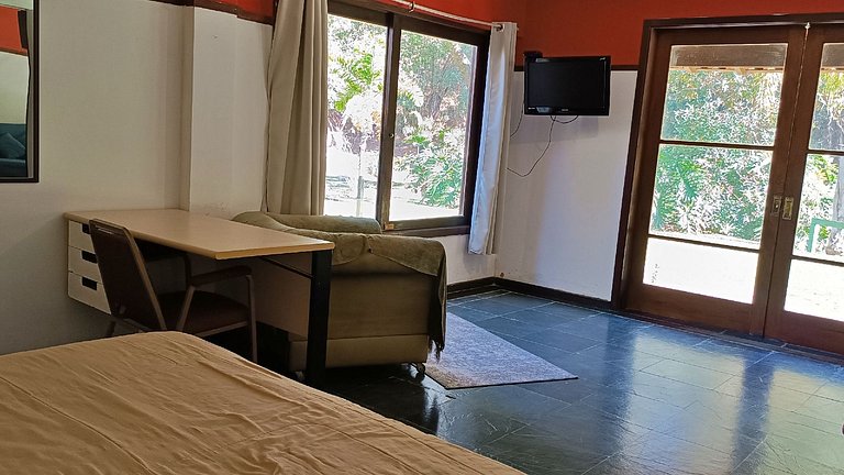 Estúdio: até 6 pessoas